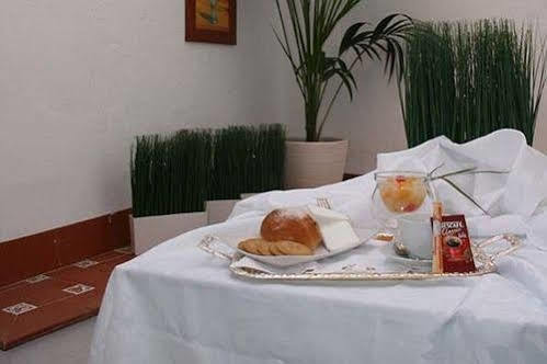 La Via Mezquita Hotel Sevilla Eksteriør billede